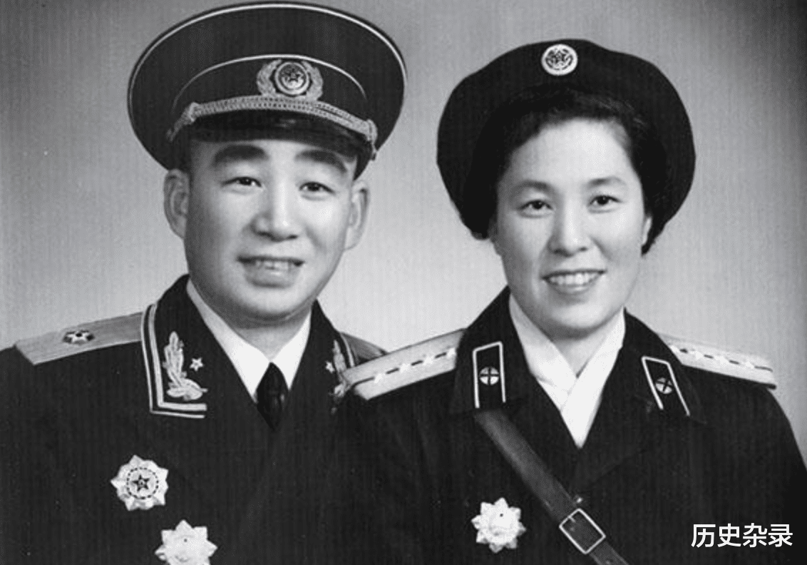 |开国少将建国后回乡,却发现童养媳并未改嫁,等了他一辈子