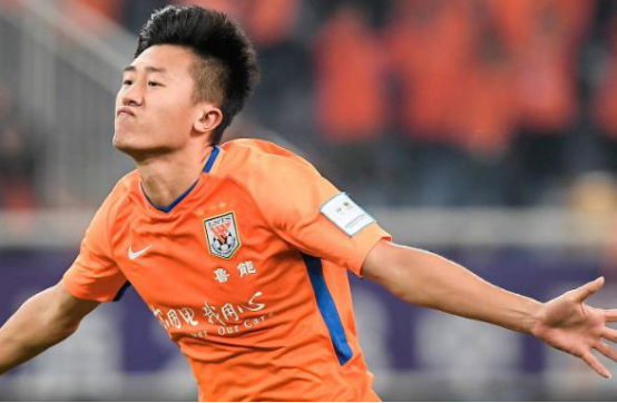 国足|下狠手了!鲁能或将拿下本土王牌的主力位置,曾是国足当红国脚