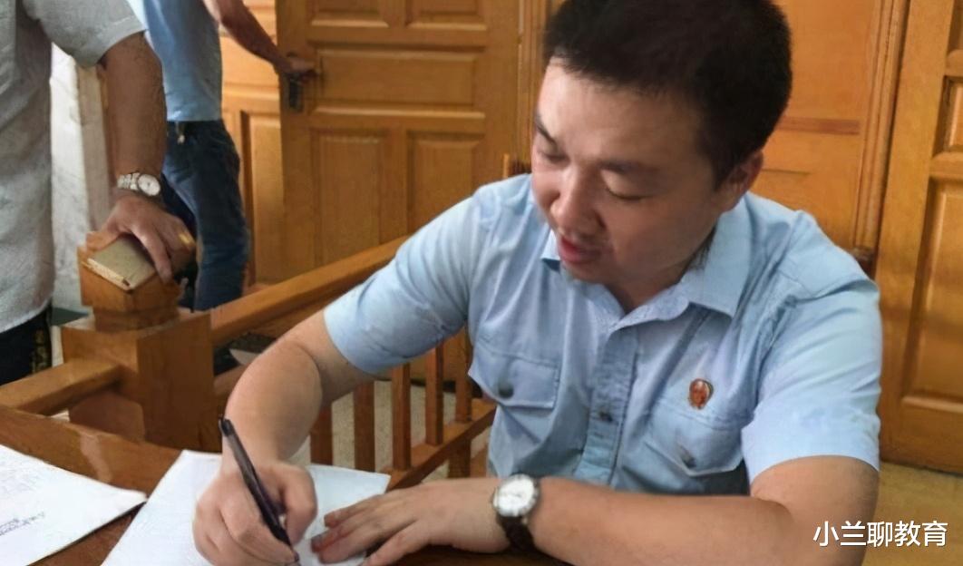 大学|为什么985、211大学毕业生，很少去考“公务员”？老师：没这个必要