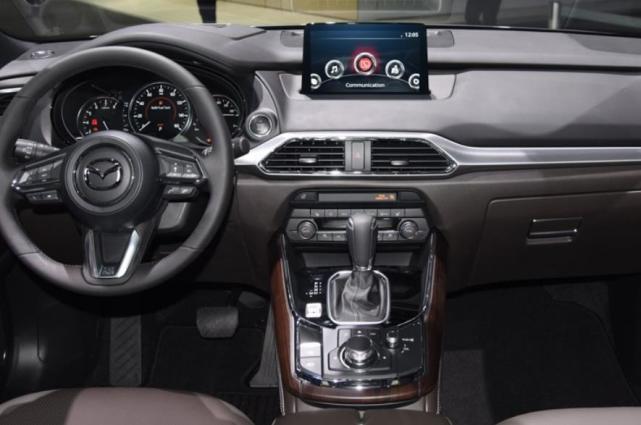 马自达CX-9|马自达CX-9亮相新款车型，配10.2寸大屏，或将搭载2.5T引擎