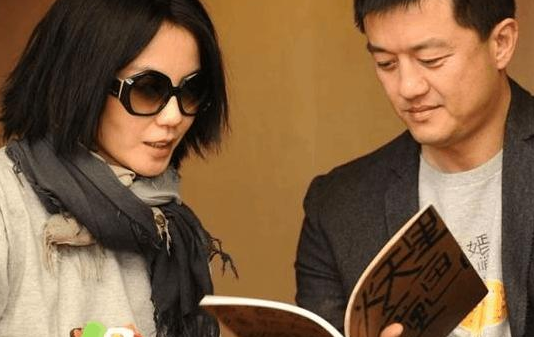 「谢霆锋」谢霆锋首度致歉张柏芝,我很后悔,张柏芝三字打脸谢霆锋