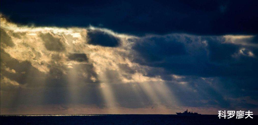 「近防炮」052D驱逐舰只有一门近防炮,够用么?放心,十八般武艺样样齐全