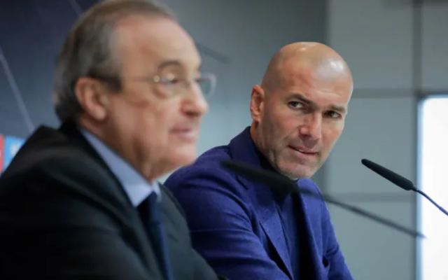 齐达内@齐达内要求皇马主席向1.77亿欧元的超级巨星发出报价，取代C罗