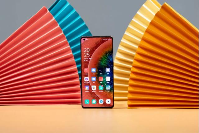 OPPO■OPPO悄然上架一款5G中端机：联发科800+后置四摄，这才是真血统？