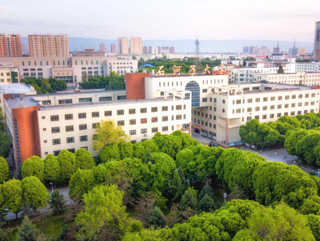 填报志愿|高考成绩公布在即，“压线生”如何填报志愿？高考专家分享经验