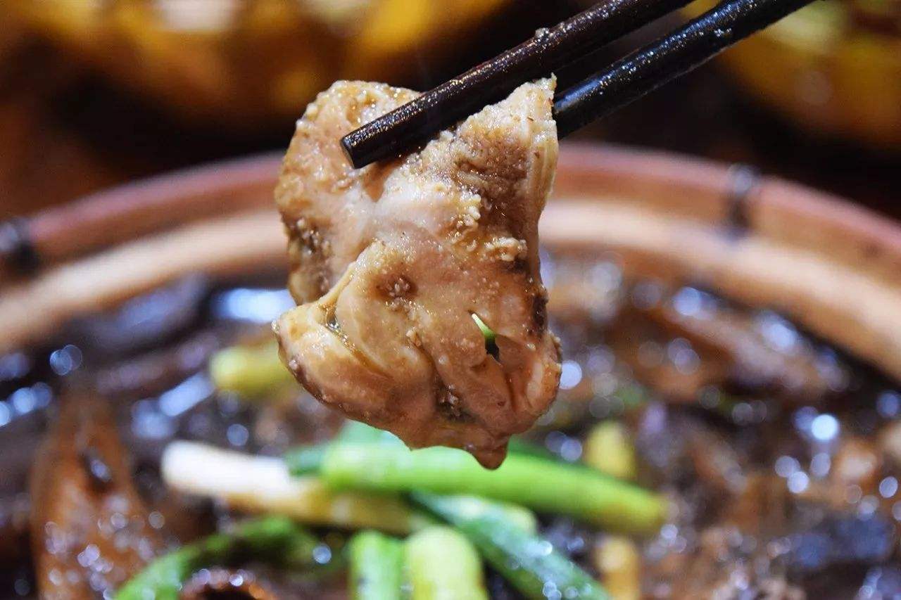 [食材]在外吃饭看见这道菜，可以不吃但别乱问，否则尴尬的是你