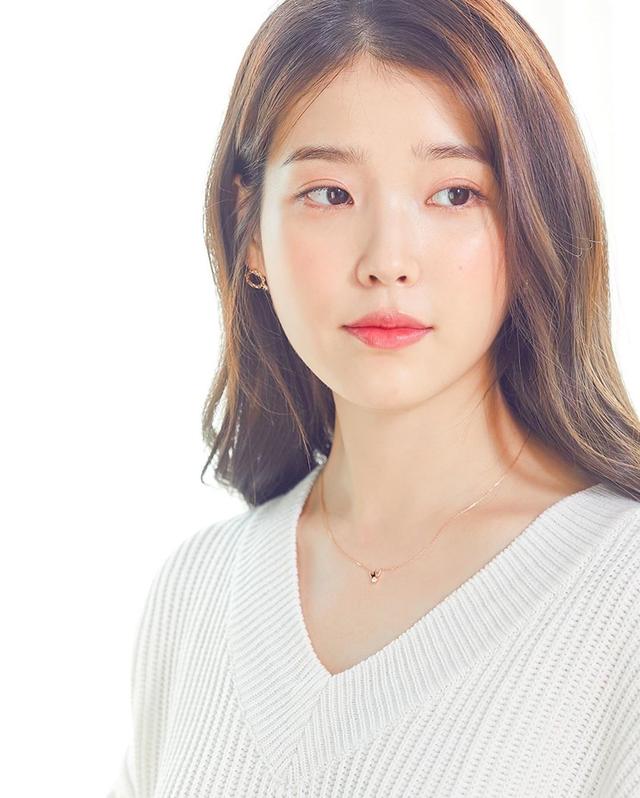 口红|黄皮究竟适合什么口红色号？五款显白口红，有平价也有大牌