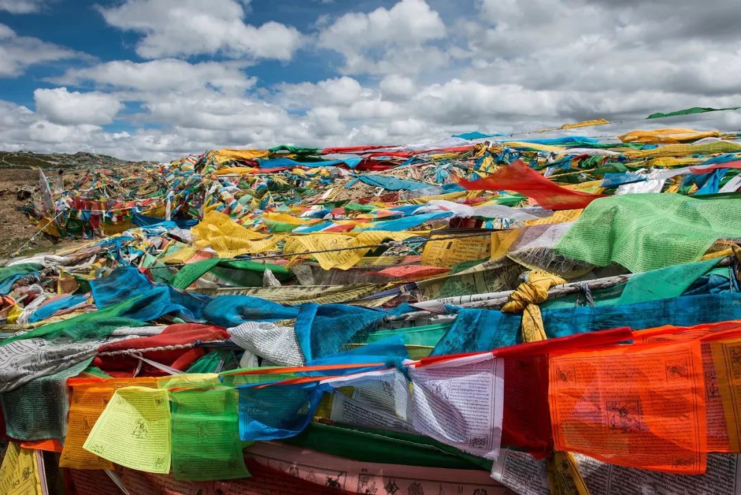 吉林省：中国唯一不收费“高速公路”，耗资380亿，一路风景如画，夏天自驾美爆了！