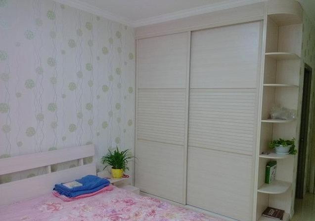 【木工】3个月完成装修，电视背景墙好看，木工打的柜子简单实用！