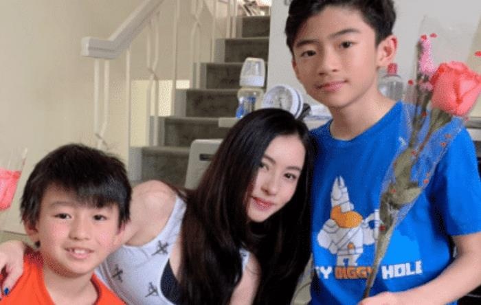 谢霆锋|张柏芝大儿子说“妈妈弟弟才是亲人！”暴露三胎生父就是谢霆锋！