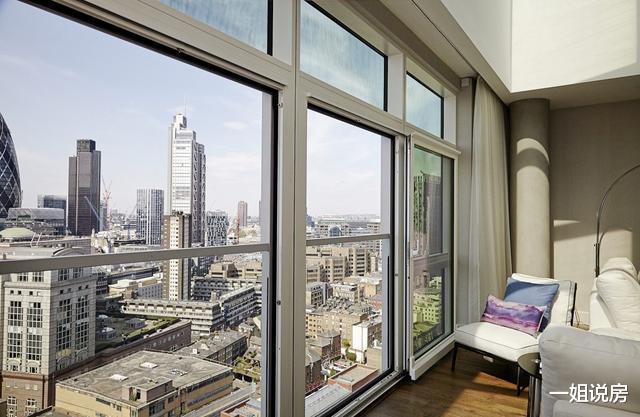 人民币贬值|人民币贬值继续！\持房好\还是\持币好\？内行人说出了重点