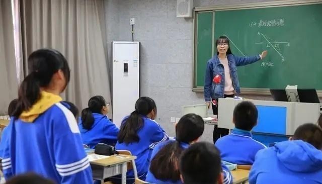 教育部|教育部重要通知，中小学寒假统一“提前”，家长喜忧参半！