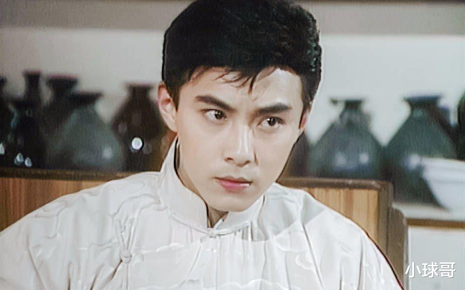 所以,王晶为了捧红他,请来了郭富城,刘德华,张学友,任达华等等实力大