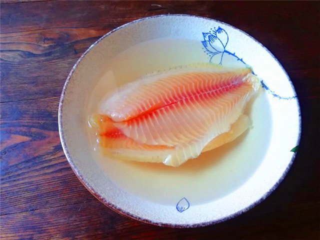 『猪肉』为什么说“鱼不蒜，羊不姜，牛不韭，猪不椒”，原因你知道吗