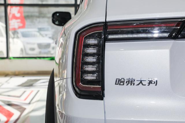 哈弗|又一精品SUV，5天卖出3045台，气场不输霸道，顶配14.29万