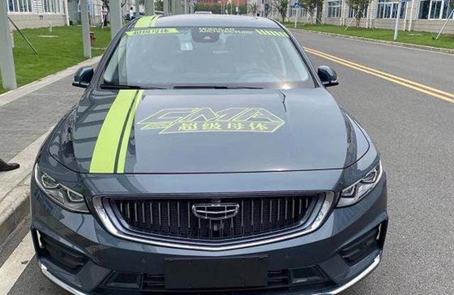 轿车|吉利发飙了!它比速腾大一圈,动力超思域,价格合适又是爆款