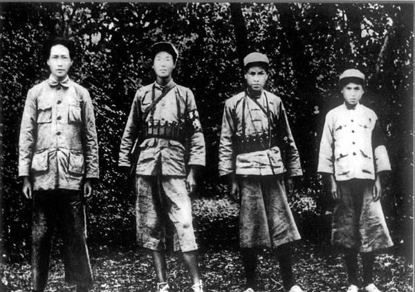 罗荣桓|毛主席称他“司令”,让他位居罗荣桓之上,后将他处决,他叫陈浩