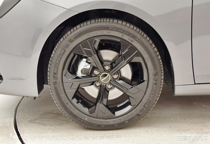 荣威i6|再等2天就上市！比思域帅气，起步173马力，不足11万迷倒一片！