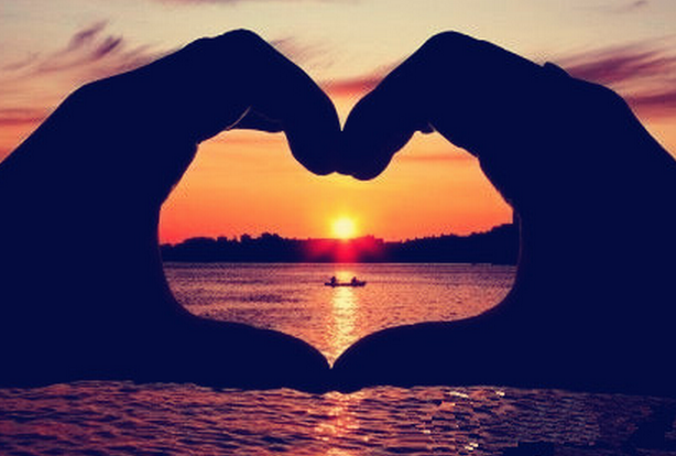 「」5月开始,情深意切,岁月如歌,和前任重燃爱火的三星座