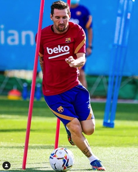 梅西|梅西首训面色阴沉不开心！与新帅最新谈话内容曝光：别再想着要特权了