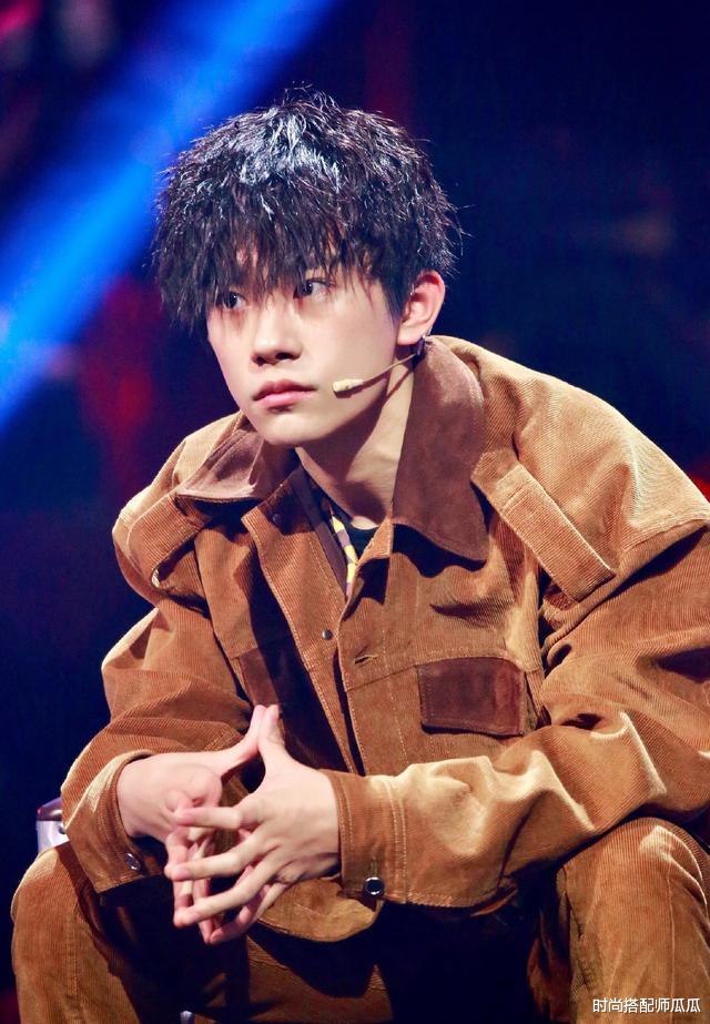 发型|男生别再嫌弃“两边剃短”了，今年流行这4款发型，朋友都夸帅