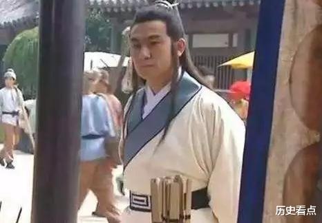 希特勒@袁守诚指点渔人打鱼，为何每天只要一尾金色鲤鱼，对他有什么用