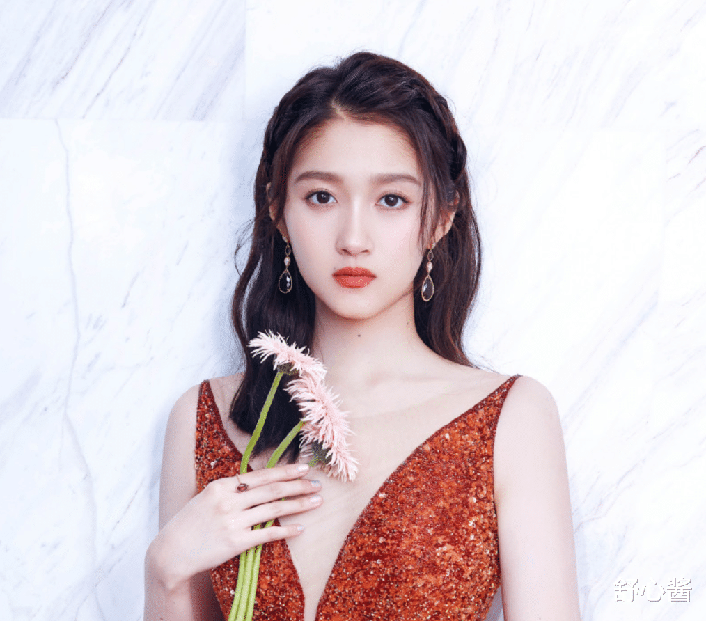 张艺谋|张艺谋新片定档，新一任谋女郎将亮相，或将改变小花旦格局