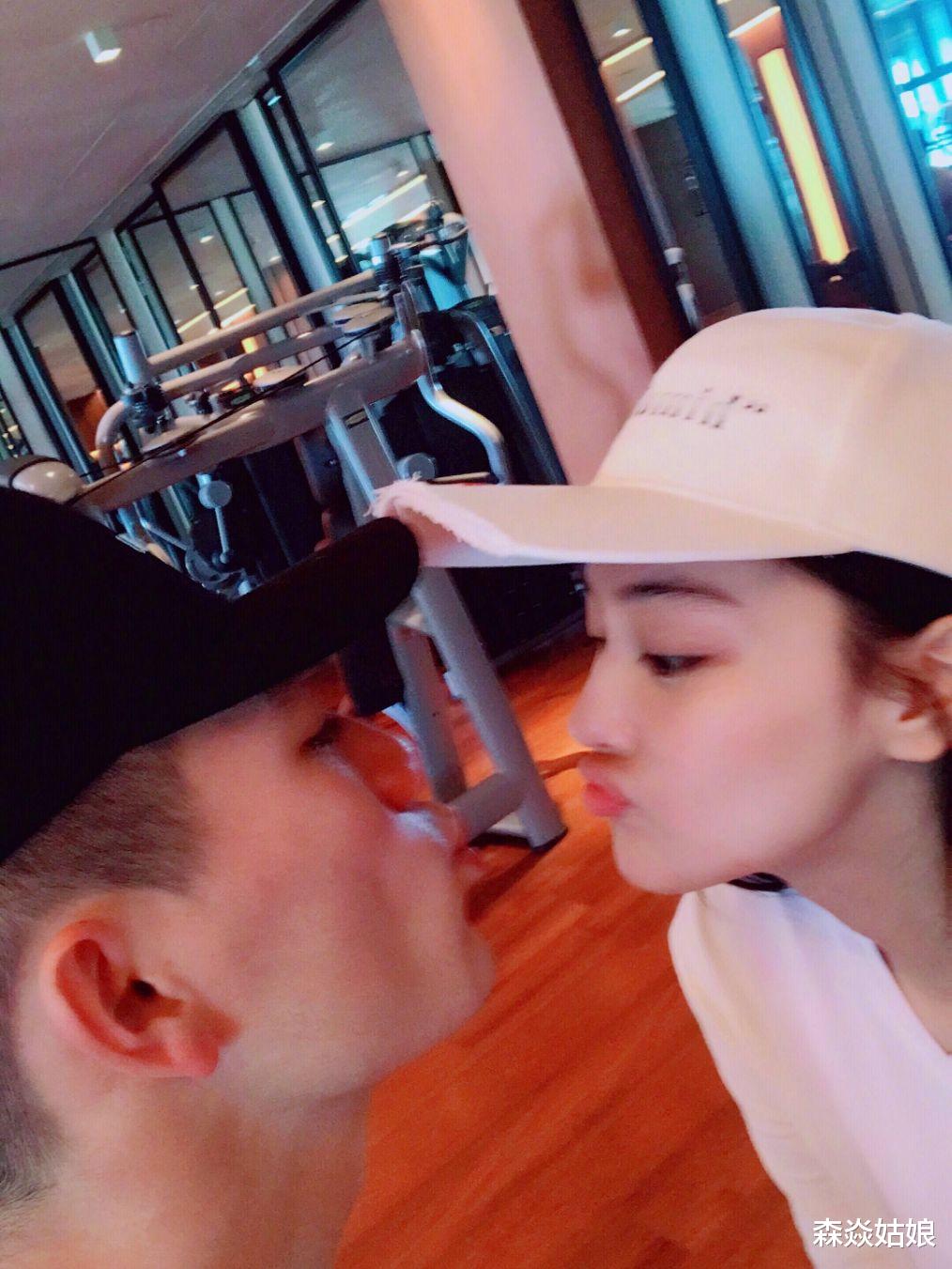 张馨予|张馨予苦求何捷出镜秀恩爱：幸福婚姻背后，尽是你看不起的作