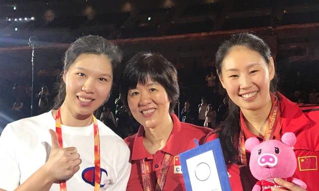 女排：女排奥运冠军确定退役时间，满身伤病离开国家队，令人心疼