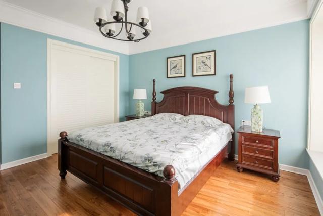 |143㎡现代美式，沉稳空间，布置跳跃色彩家具，稳重而不失活力