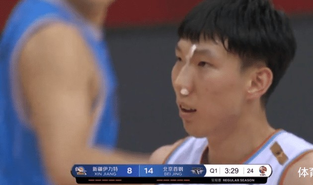 #周琦#残暴！林书豪撞翻2米16周琦，倒地滑行3米才停下, 慢镜头回放太尴尬