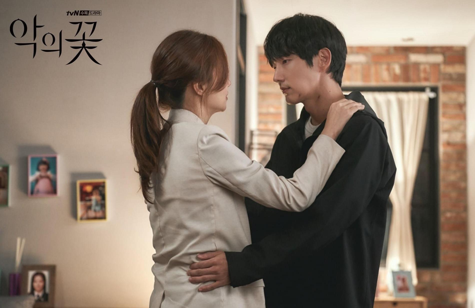 韩剧|「韩剧推荐」排名前十的韩剧，神剧《恶之花》排第二