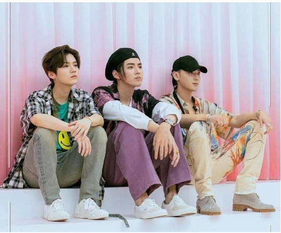 「c位」《创造营》第二轮公演拿第一的团队，C位也会被淘汰吗？