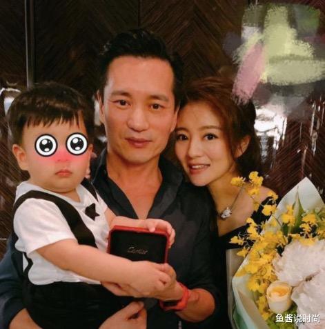 安以轩|安以轩收70万元钻石项链庆结婚三周年，网友：大S又要哭倒在厕所