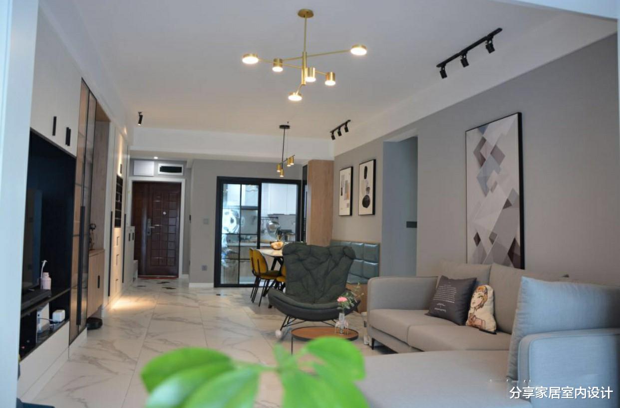 「」新房终于完工,效果真心漂亮,餐厅设卡座非常实用,忍不住晒晒!