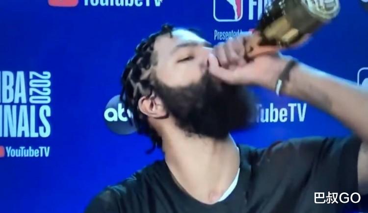 勒布朗·詹姆斯|放弃430万夺冠！联手詹姆斯赌赢，大莫为湖人摊牌，小莫要留遗憾