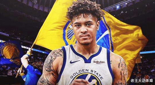 勇士队|灰暗之日！克莱赛季报销，勇士大交易迎汤神替身，火箭被取笑