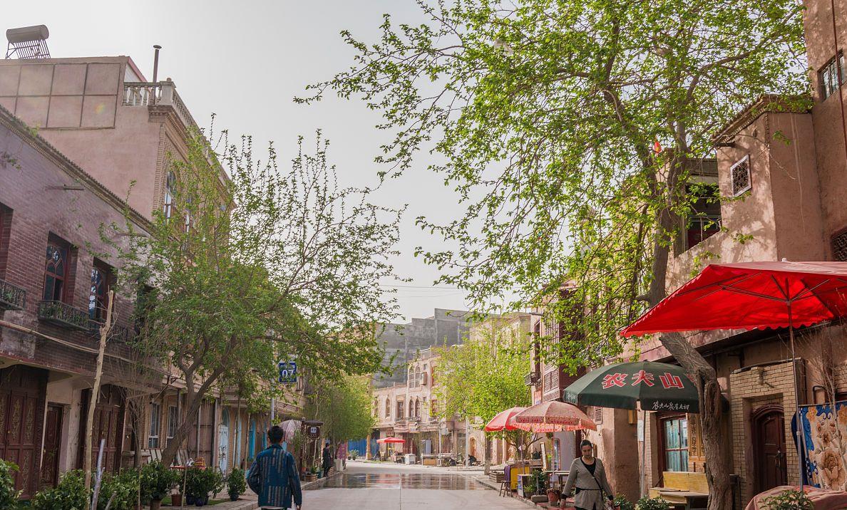 「海南大学」高考分数超一本线35分，可考虑录取分数线较低的211大学