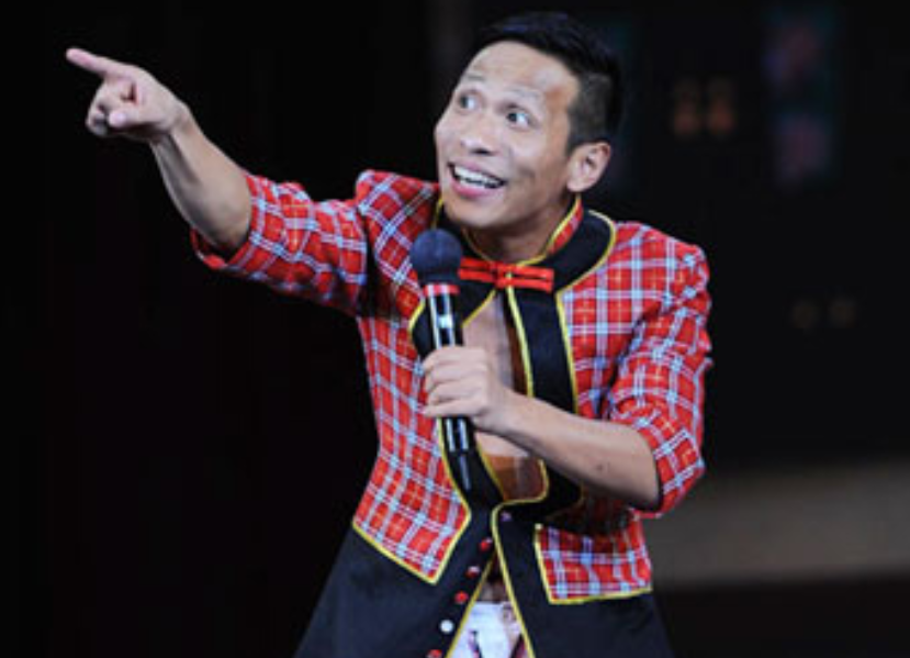 宋小宝|成名前靠洗碗为生，成名后离开7年原配，娶了女粉丝诞下龙凤胎