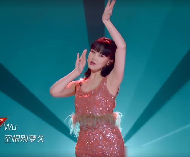 伊能静|《乘风破浪的姐姐》第一期的塑料姐妹情，和表演重新打分