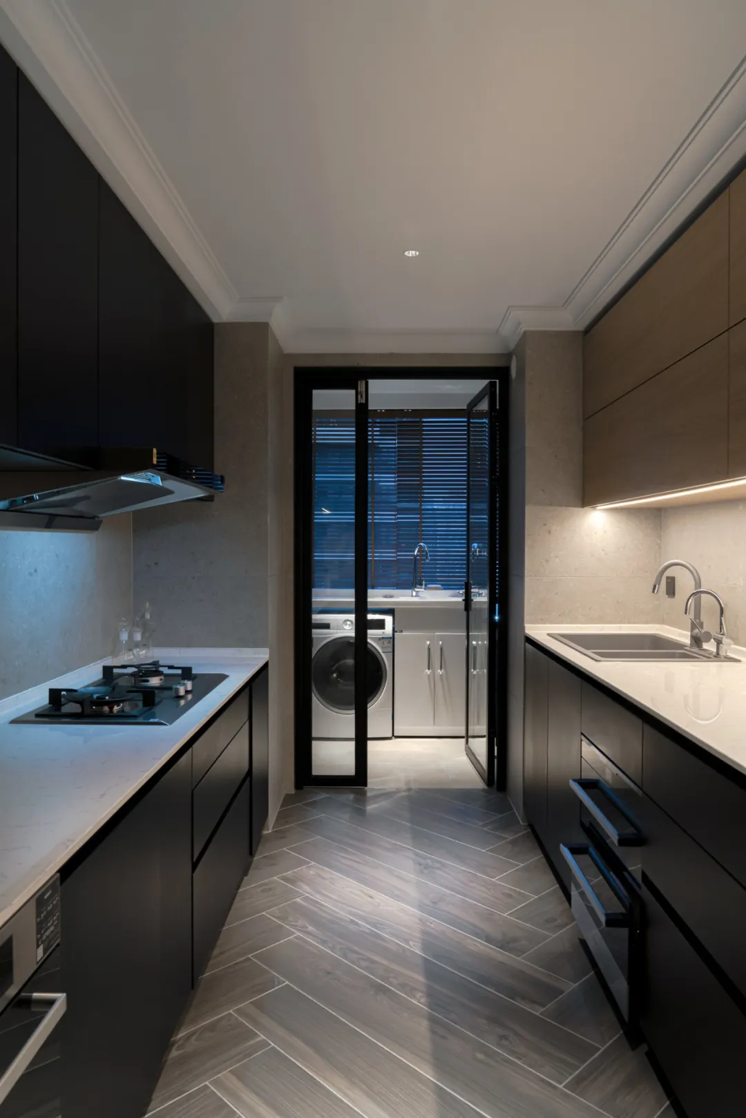 ##237㎡现代简约大宅，一家4口放松的居心地！