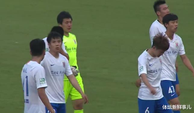 「山东鲁能」鲁能2：1险胜引争议：心疼蒿俊闵！姜至鹏接班人太差，李霄鹏应重用3人
