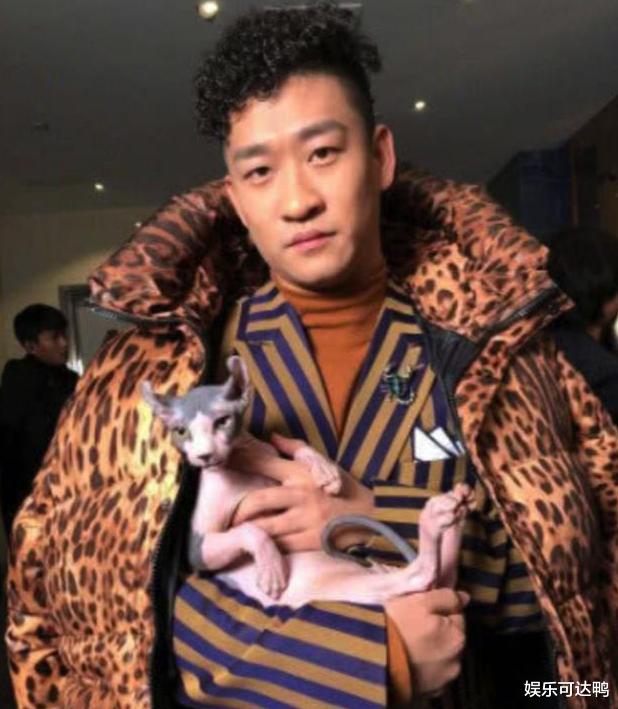 「曹云金」10年前，曹云金闹寿宴逼师娘下跪，岳云鹏迟到7年的“报复”真解恨