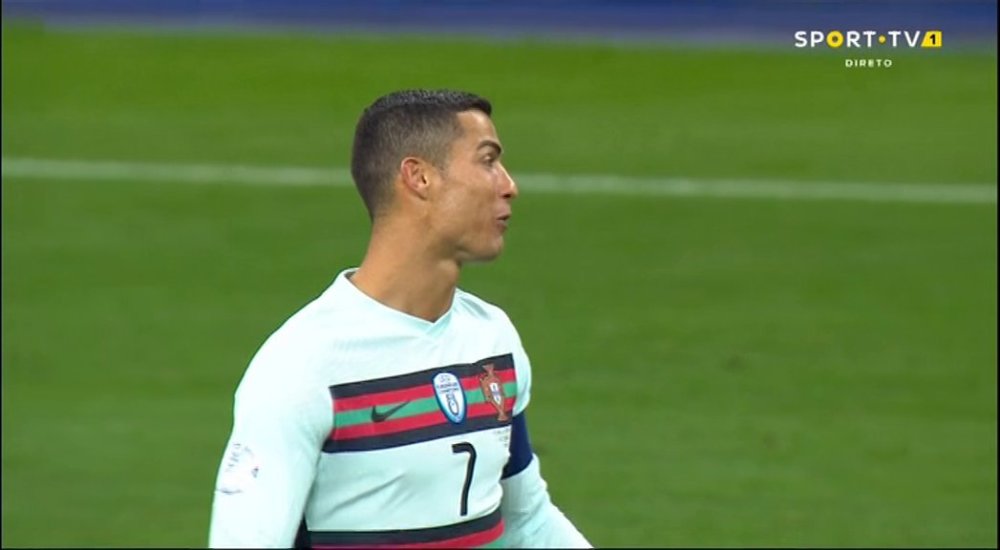 C罗|迷弟!姆巴佩星星眼看偶像C罗,狂赞总裁史上最伟大,C罗开怀大笑-门冠体育