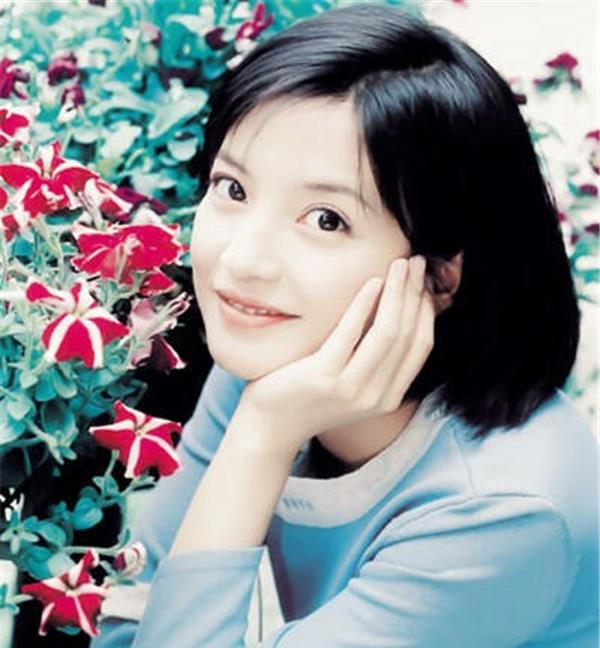 短发|情深深：依萍长发造型被翻出，与短发相差甚远，网友：信好没播！