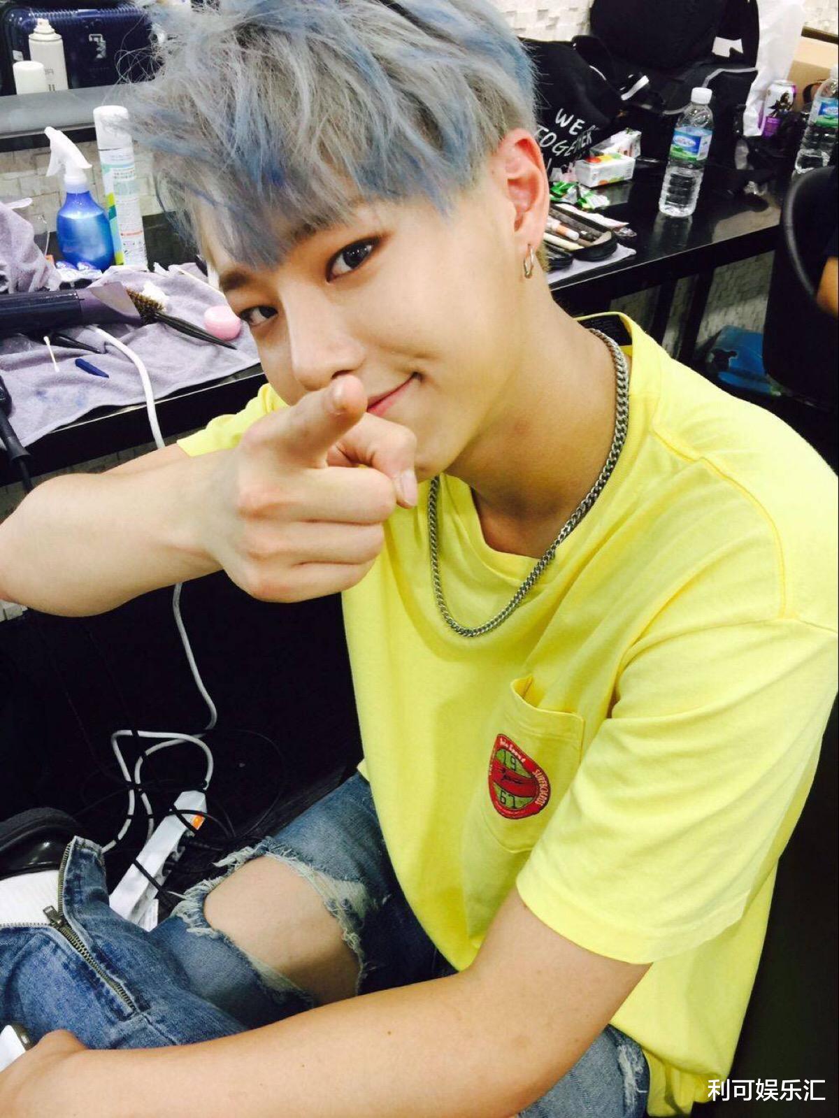 曹承衍|被乐华雪藏抠脚两年，曹承衍solo出道，一年发2张专辑回归频繁