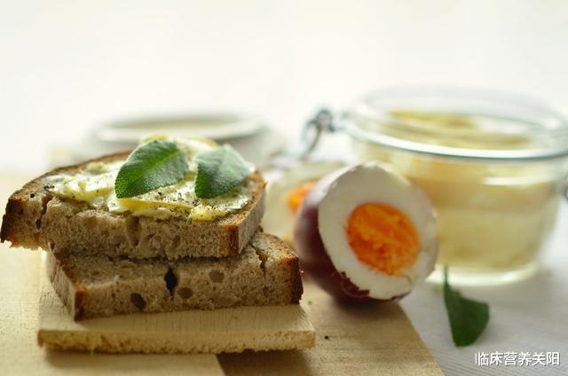 幽门螺杆菌▲张文宏说早餐不许喝粥！孩子早餐怎么吃最健康？营养师来教你