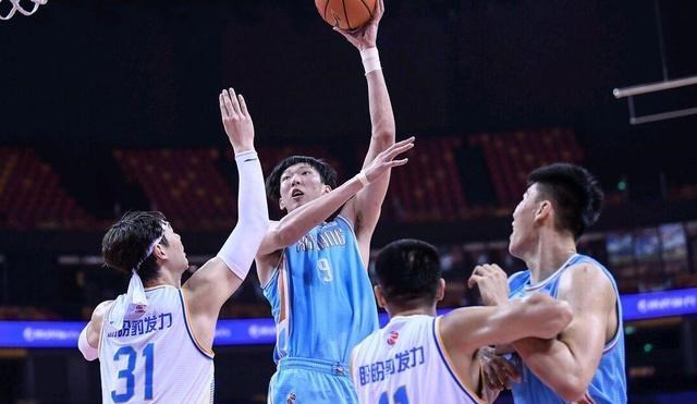 福建男籃|央視拒播！疆閩大戰遭遇忽視，頂級神塔對決，阿帥強援歸隊又延期