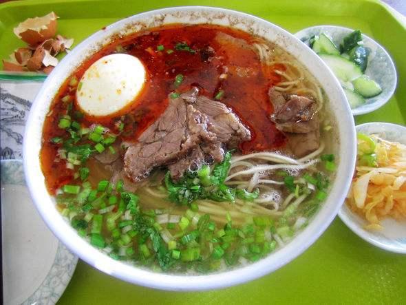 「面食」若给你三十万, 这几种面食必须吃三十年, 吃哪个? 网友: 倒贴钱也吃