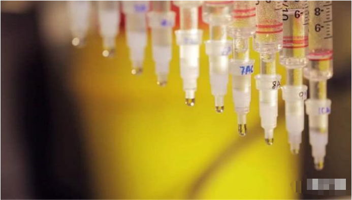 [美国]美国差点瞒过全世界，难怪确诊242万例还不慌，原来一切早有预谋！